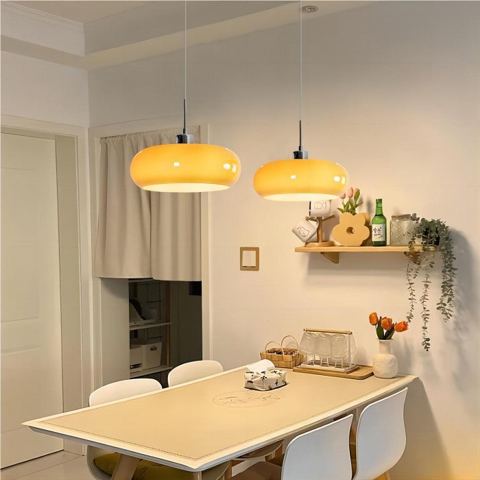 FormaGlow | Vintage Bauhaus Pendellampe med Formet Glas Skærm