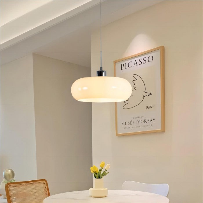 FormaGlow | Vintage Bauhaus Pendellampe med Formet Glas Skærm