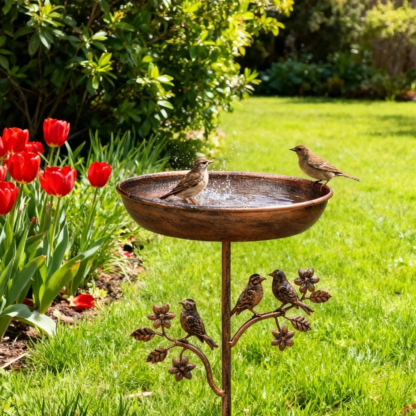 Fuglebade til Haven | Dekorativ Skål | Stabil Spyd | GardenShine
