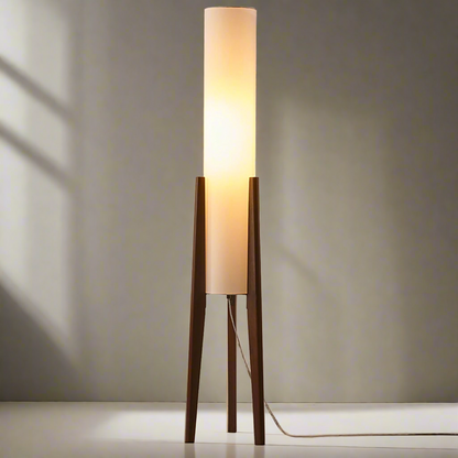 Gulvlampe i Valnød - Moderne & Retro Design | Art Lampe