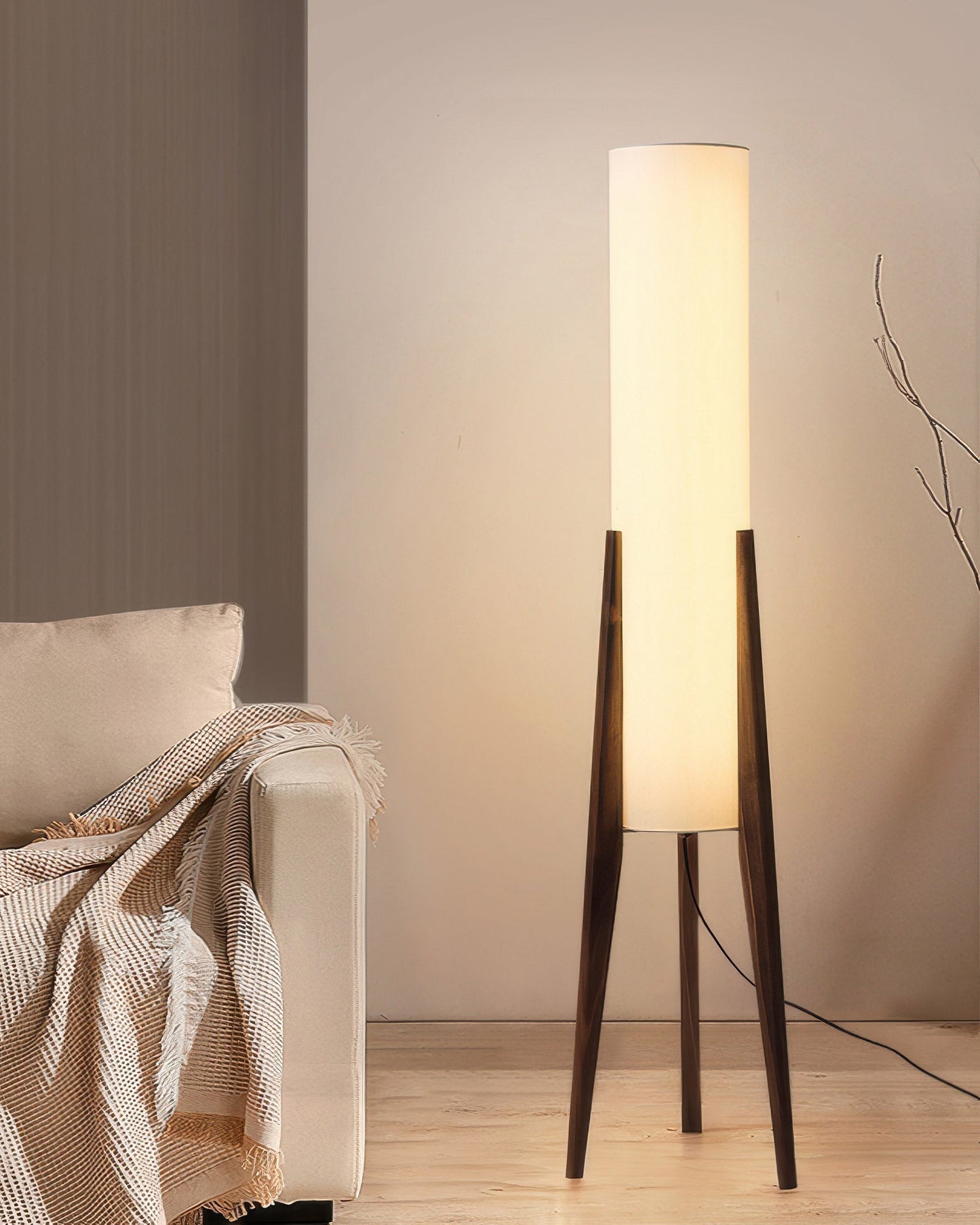 Gulvlampe i Valnød - Moderne & Retro Design | Art Lampe