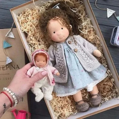 Håndlavet Bomulds Plush Dukke – Waldorf Stil Elise Legetøj