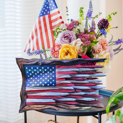 Håndlavet rustikt vægrelief af drivtømmer med amerikansk flag