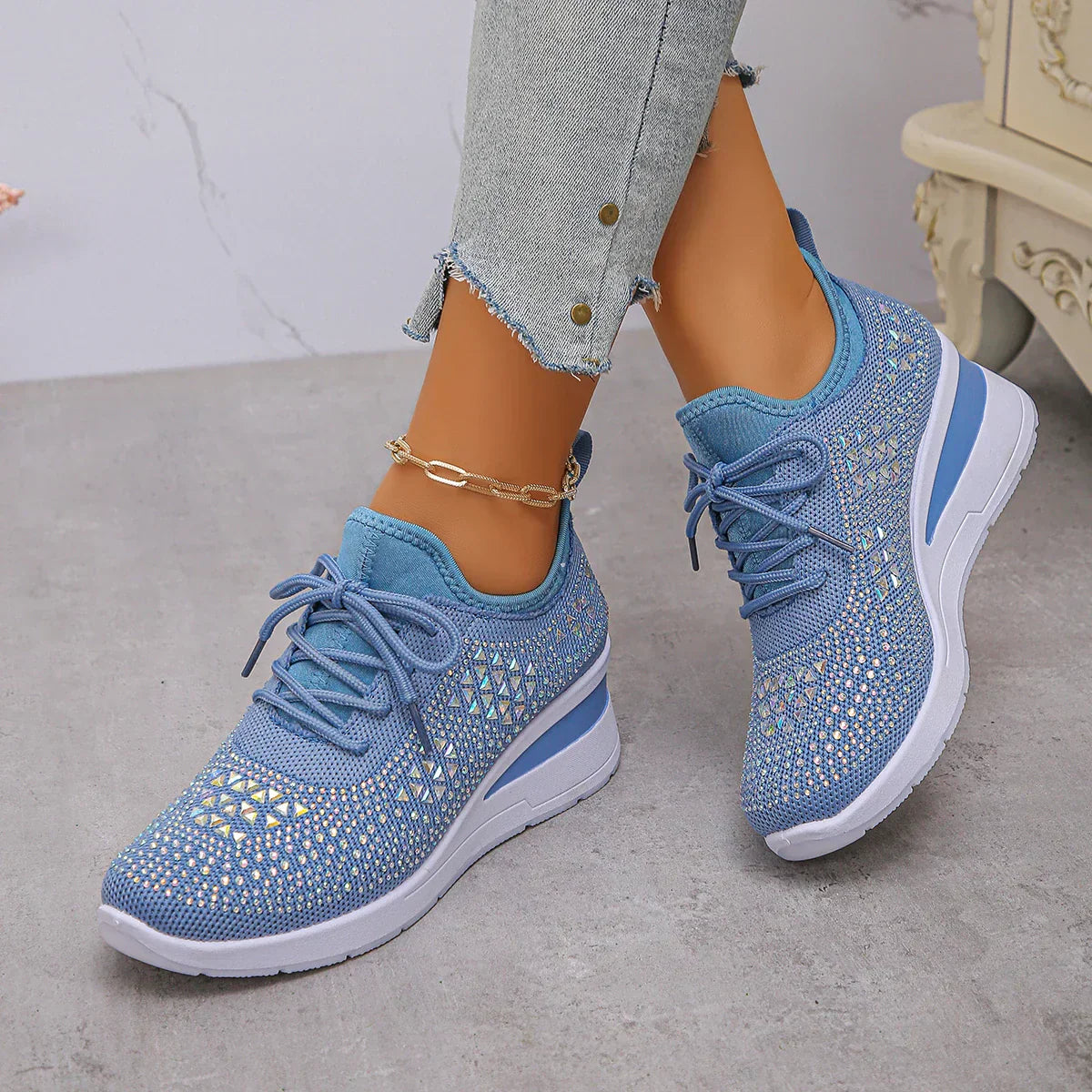 Happy™ Kvinder Sneakers: Stilfulde Åndbare Wedge Hæl Kvinders Sneakers med Funklende Rhinsten