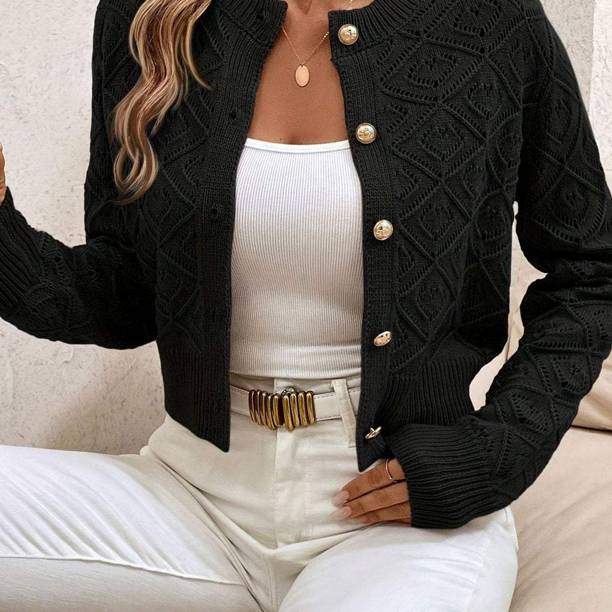 Kort rombestrikket cardigan med knapper til damer