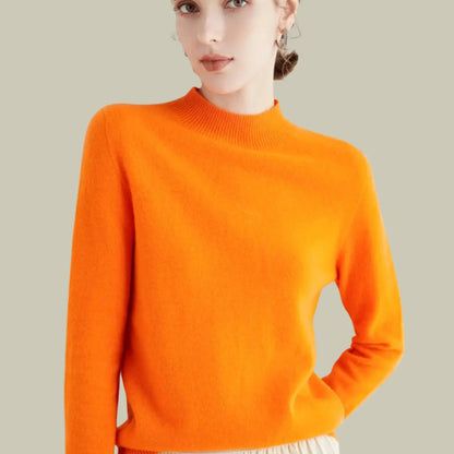 Langærmet striktrøje i merinould til damer med mock-neck