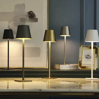 LED Bordlampe med Berøring og Genopladelig Funktion