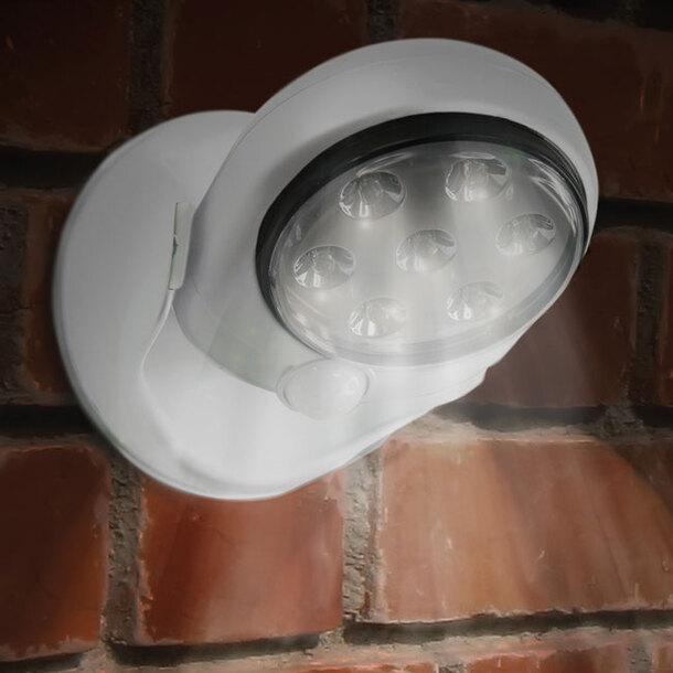 LED Sensorlampe med bevægelsessensor og 360 graders vinkel
