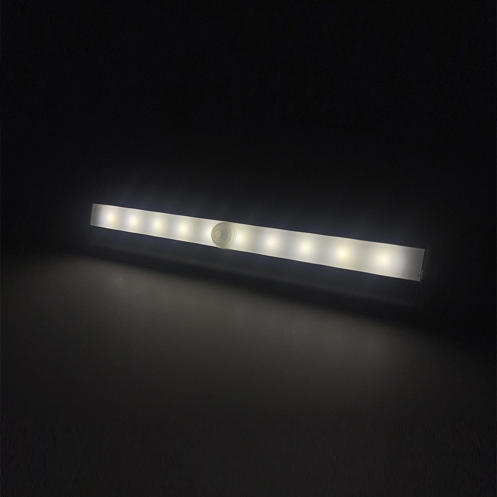 LED Skabslampe med Sensor - Varm Hvid - 200 Lumen