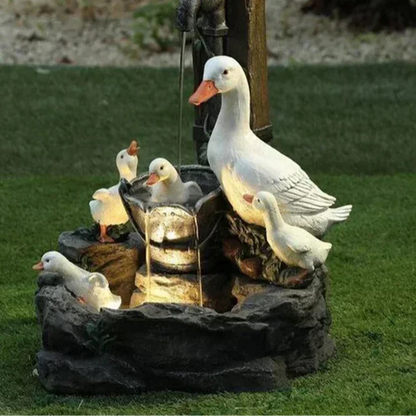 Marcelie | Lunaverde Sol Deco Springvand And & Egern | Havefigur med LED Lys | Vejrbestandig Resin | Til Terrasse & Balkon