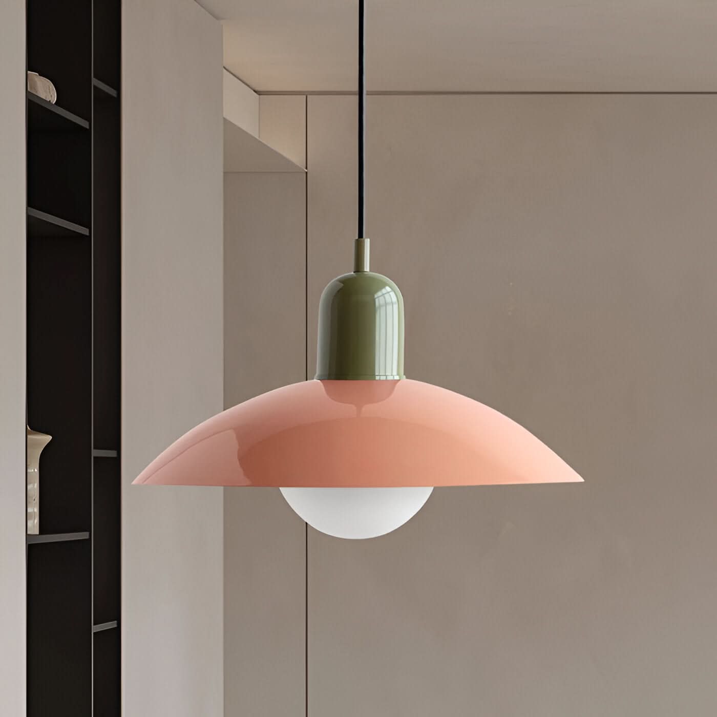 Marcelie | Moderne Macaron Bauhaus Pendelampe – Jernskærm