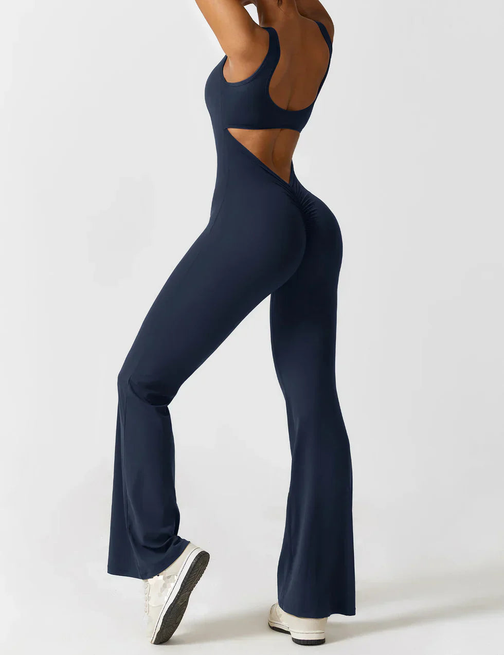 Image of Marie | Dame Jumpsuit med Åben Ryg og Flare Ben