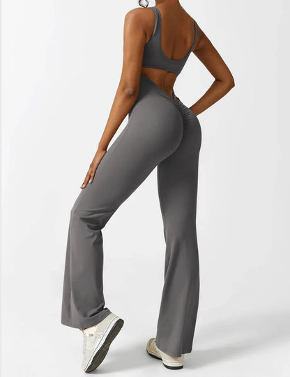 Image of Marie | Dame Jumpsuit med Åben Ryg og Flare Ben