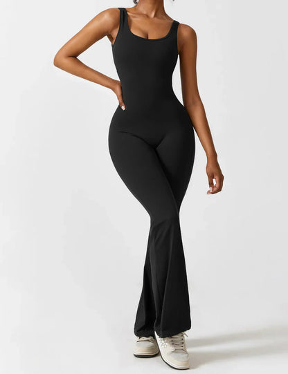 Image of Marie | Dame Jumpsuit med Åben Ryg og Flare Ben