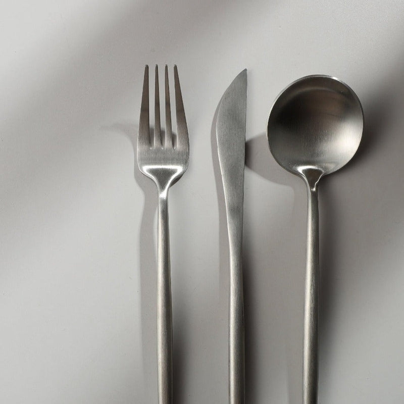 Minimalistisk Bestik – Høj Kvalitet Rustfrit Stål | Elegant Design