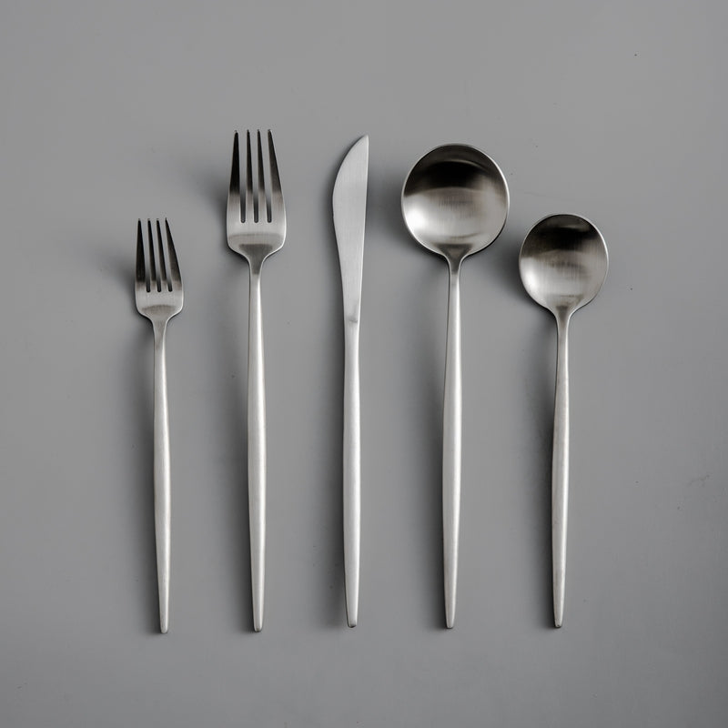 Minimalistisk Bestik – Høj Kvalitet Rustfrit Stål | Elegant Design