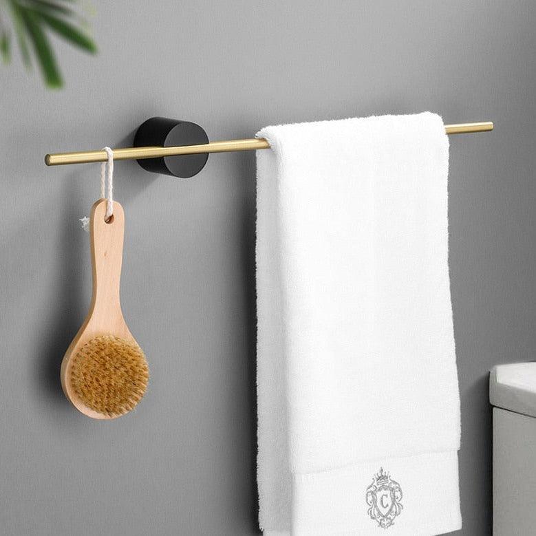 Moderne Metal Håndklædeholder Stativ med Justerbar Stang – Elegant Design til Badeværelset