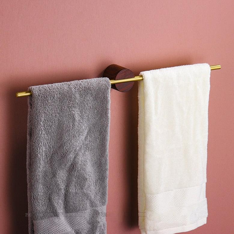 Moderne Metal Håndklædeholder Stativ med Justerbar Stang – Elegant Design til Badeværelset