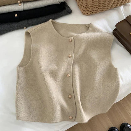 Édith | Gilet pull sans manches à boutons pour femme - Image 3