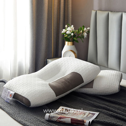 Nakkestøttepude til ryg- og sidesovere: DreamGuard Pro™ + Gratis fløjlsfleece pudebetræk!