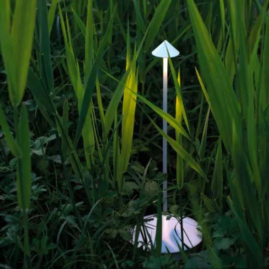 Oplys dit rum med den trådløse LED bordlampe – RadiantGlow