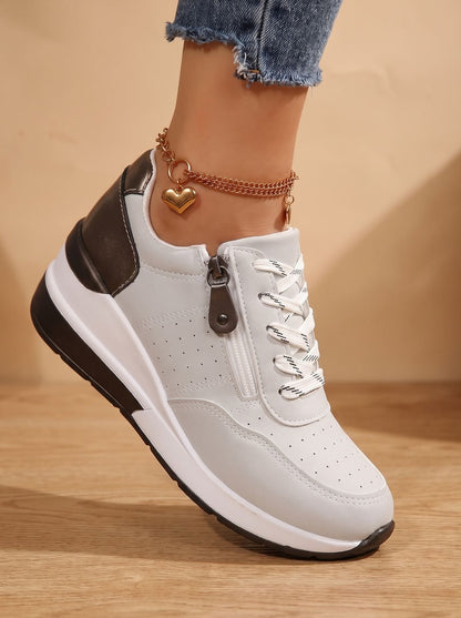 Ortopædiske sneakers med kilehæl og snøre til damer