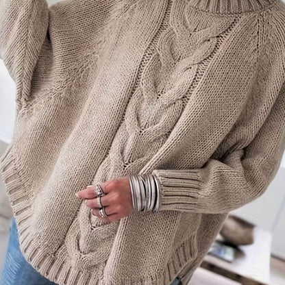 Oversized kabelstrikket sweater med høj hals til damer