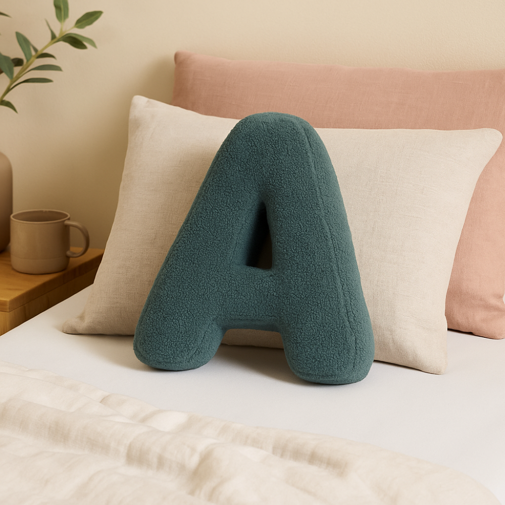 Personliggjort Bogstav Pude til Sofa