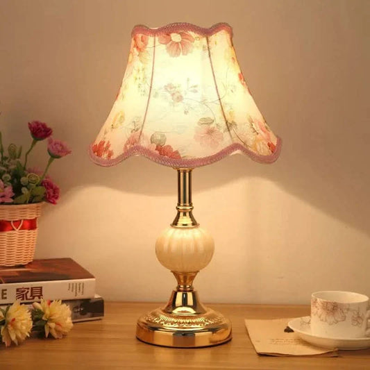 Skandinavisk Vintage Bordlampe til Hjemmedekoration