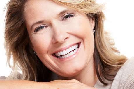SmileFlex Tandprotes med Hvide Facader