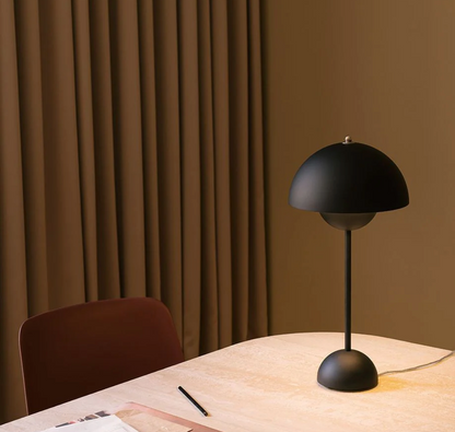 Trådløs Retro LED Bordlampe med Parasol Design