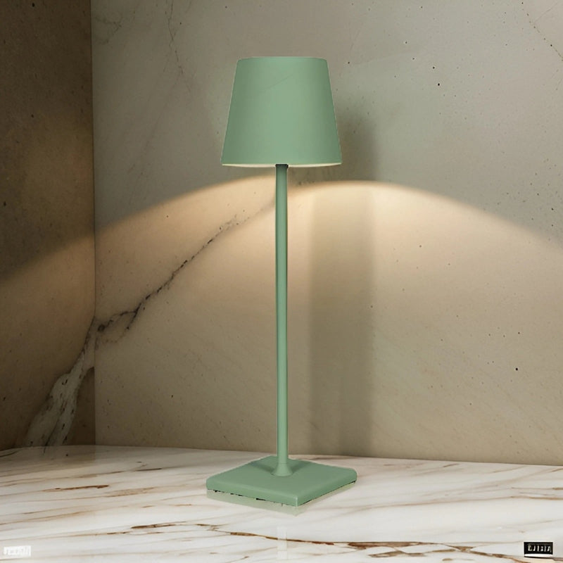 Trådlampe med genopladning - Elegant LED til indendørs og udendørs brug