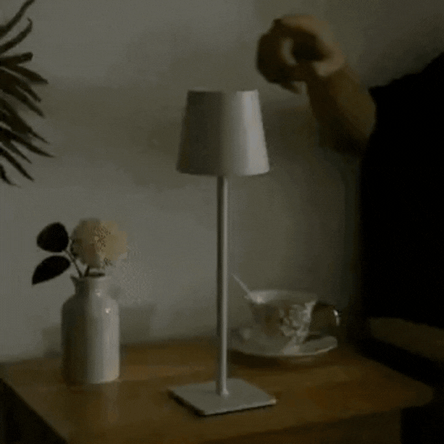 Trådlampe med genopladning - Elegant LED til indendørs og udendørs brug