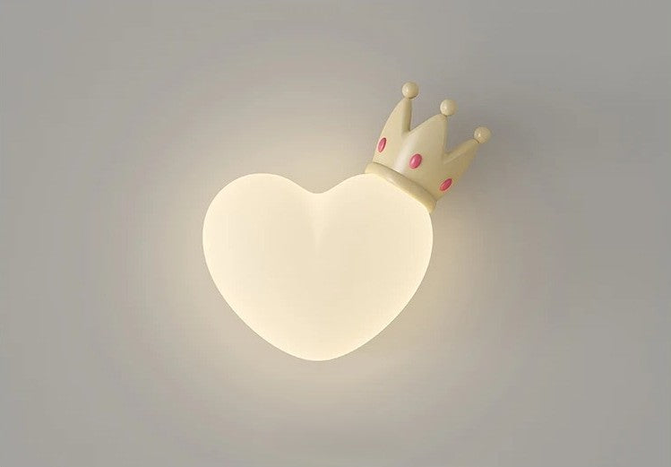 Trævæg lampe til børneværelse | Hjerteformet - Terra Pink - Image 1