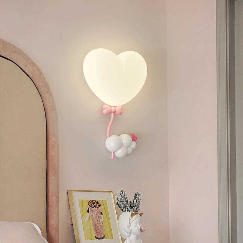 Trævæg lampe til børneværelse | Hjerteformet - Terra Pink - Image 5