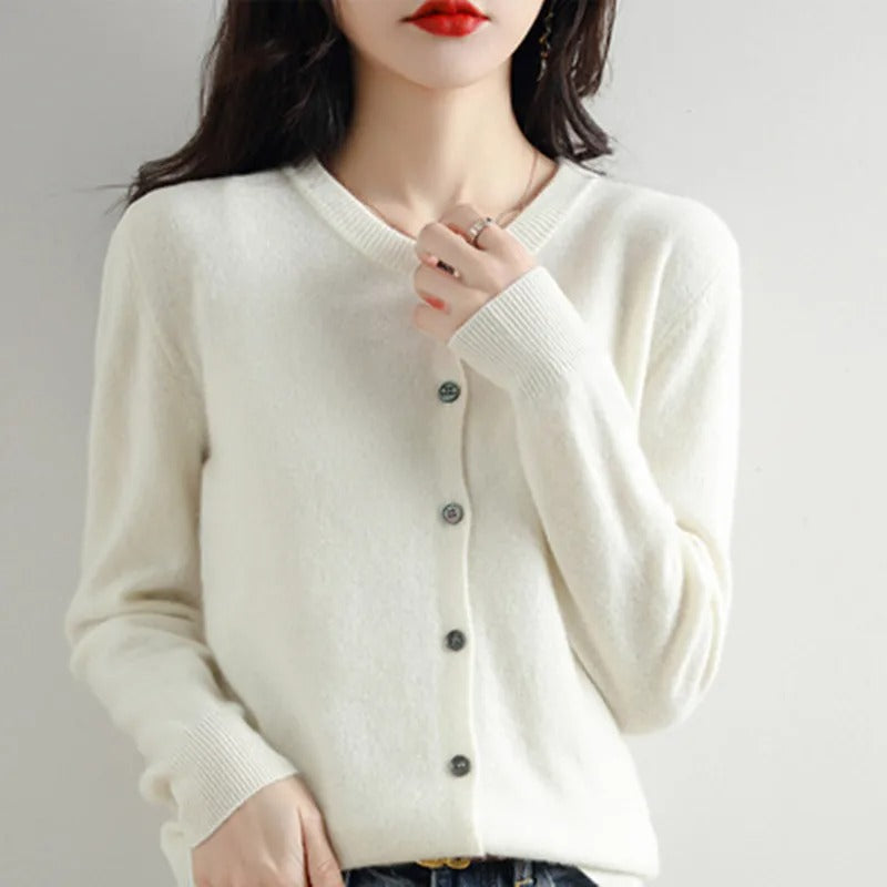 Fanny | Cardigan ajusté à boutons pour femme - Image 4