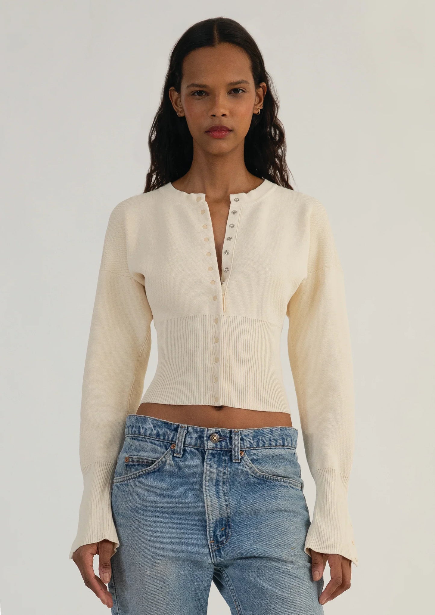 Zahia | Cardigan Ajusté Boutonné Femme - Image 2