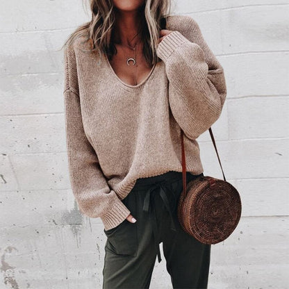 Vérane | Pull ample à col en V pour femme - Image 5