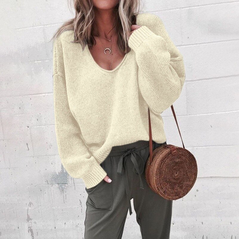 Vérane | Pull ample à col en V pour femme - Image 3